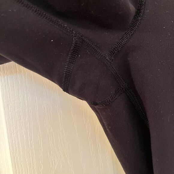 Lululemon Wunder Under Reversible Black Quilt Spring Leggings Full Length Size 8 - Picture 16 of 16